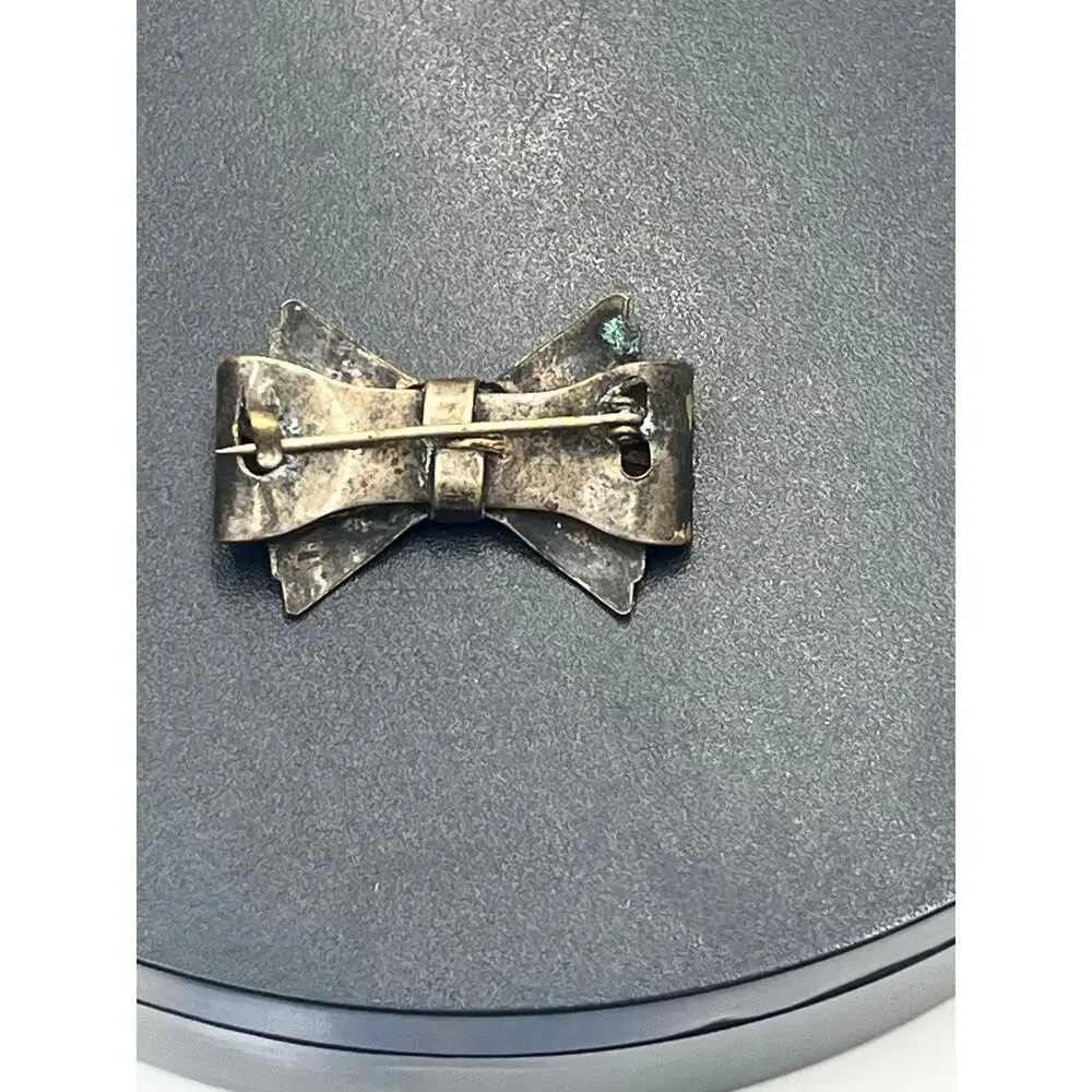 VINTAGE Victorian‎ Antiqued Brass Style Detailed Bow Brooch Unsigned